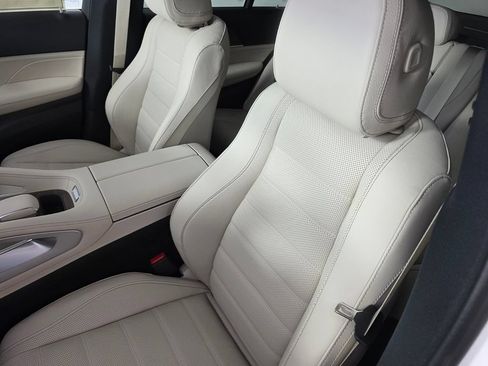 New 2026 Mercedes-Benz GLE 450 4MATIC Coupe image 8