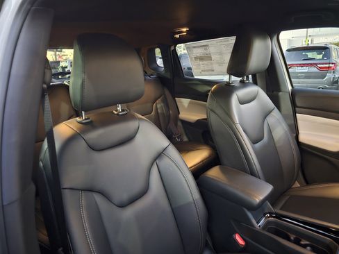 New 2026 Jeep Compass Limited image 27