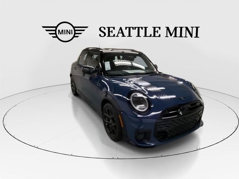 New 2026 MINI Cooper S image 2