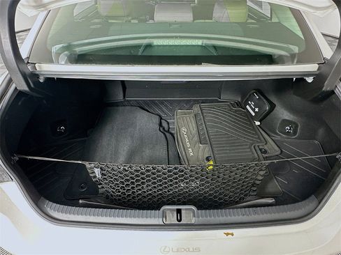 Used 2019 Lexus ES 350 image 28