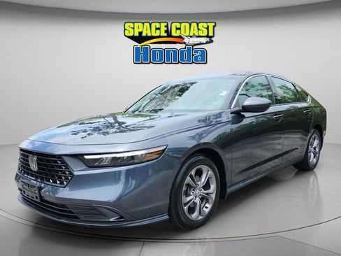Used 2024 Honda Accord EX image 10