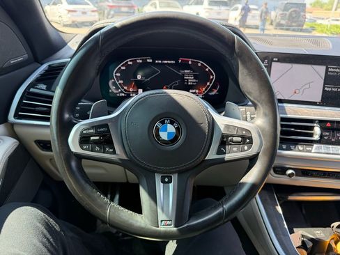 Used 2021 BMW X5 M50i w/ Executive Package image 6