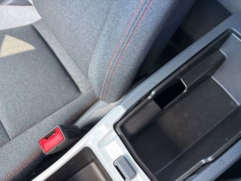 Used 2017 Chevrolet Bolt LT image 27