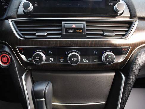 Used 2022 Honda Accord EX-L image 36