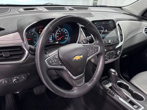 Used 2018 Chevrolet Equinox Premier AWD/4WD image 10