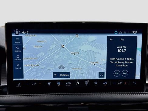 Used 2025 Lincoln Corsair AWD w/ Equipment Group 101A image 15