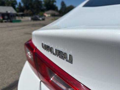 Used 2024 Chevrolet Malibu LT FWD image 9