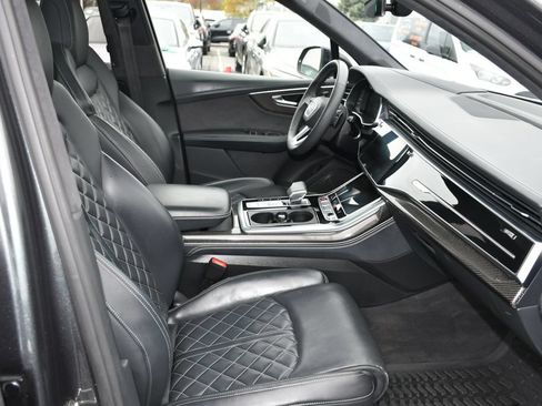 Used 2023 Audi SQ7 Prestige w/ Prestige Package AWD/4WD image 28