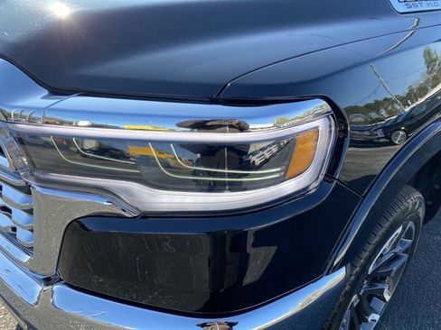 Used 2025 RAM 1500 Limited image 10