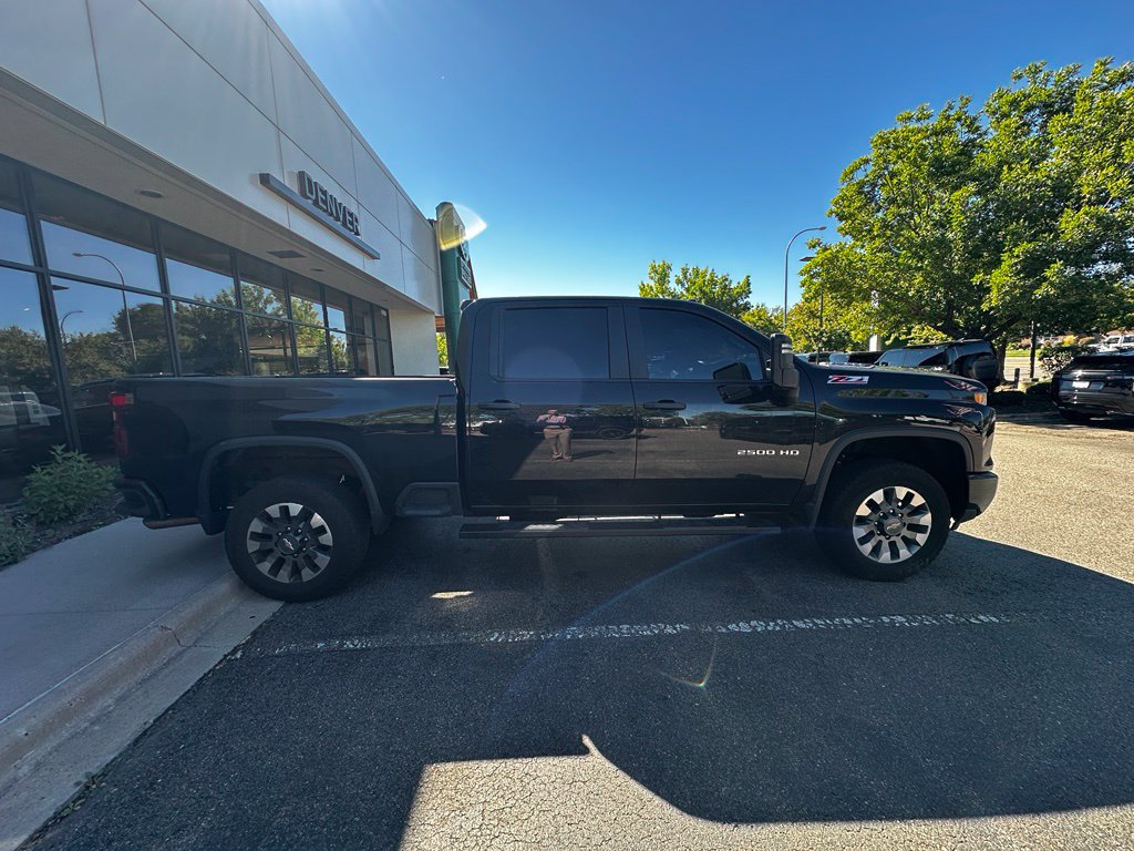 Used 2025 Chevrolet Silverado 2500 Custom w/ Custom Value Package AWD/4WD image 4