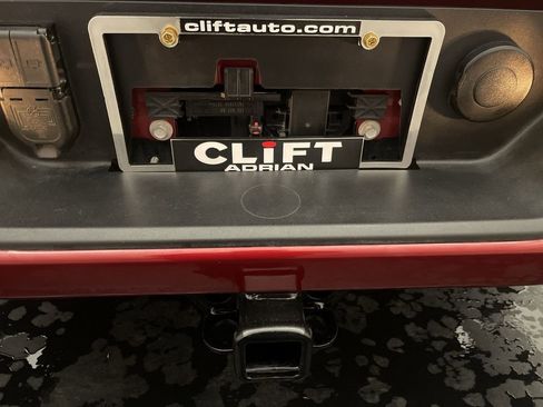 Used 2021 Chevrolet Silverado 1500 High Country w/ Technology Package image 32