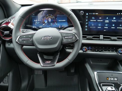 New 2027 Chevrolet Equinox RS w/ Safety and Technology Package AWD/4WD image 17