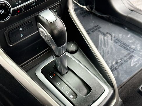 Used 2020 Ford EcoSport Titanium image 12