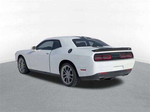 Used 2022 Dodge Challenger GT image 4