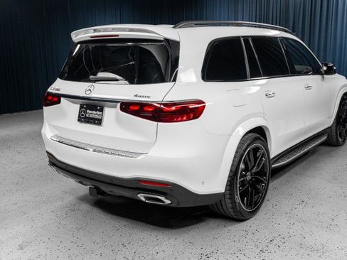 New 2026 Mercedes-Benz GLS 580 4MATIC image 5