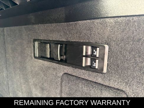 Used 2024 BMW iX xDrive50 w/ Premium Package AWD/4WD image 12