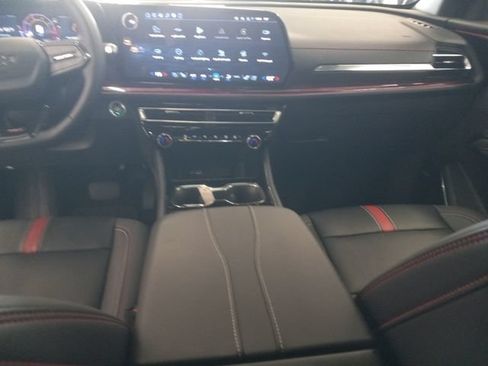Used 2026 Chevrolet Traverse RS AWD/4WD image 18