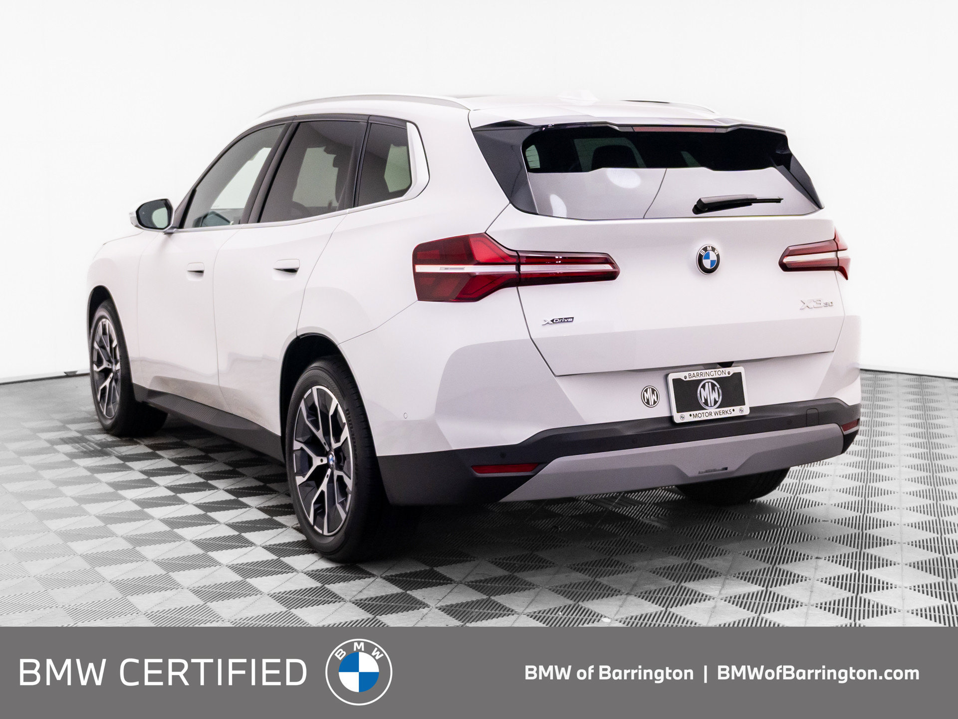 Certified 2025 BMW X3 xDrive30i AWD/4WD image 3