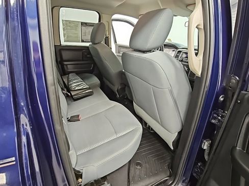 Used 2014 RAM 1500 Express image 24
