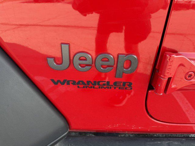 Used 2021 Jeep Wrangler Unlimited Rubicon w/ Steel Bumper Group AWD/4WD image 18