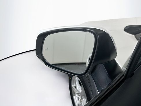 Used 2020 Toyota RAV4 XLE FWD image 16