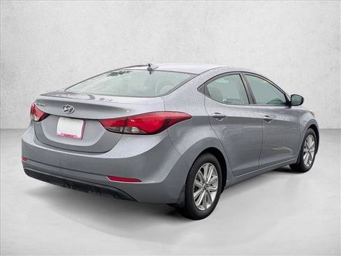 Used 2016 Hyundai Elantra SE w/ Option Group 02 image 5