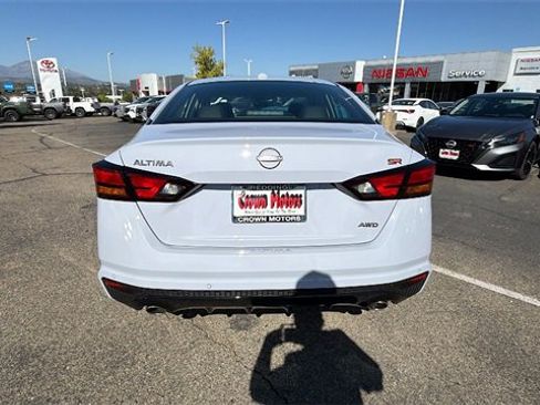 New 2025 Nissan Altima 2.5 SR image 5