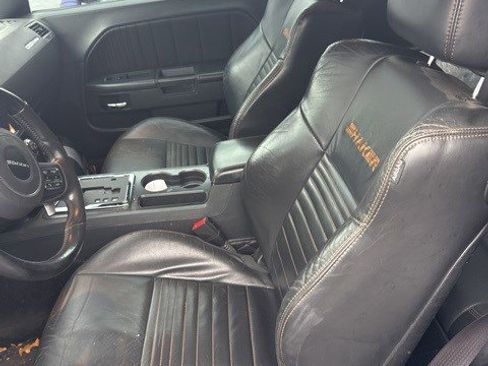 Used 2014 Dodge Challenger R/T image 5