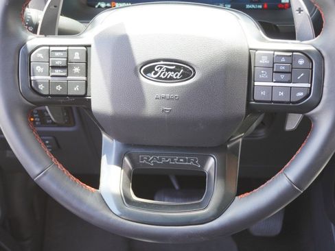 Used 2025 Ford F150 Raptor AWD/4WD image 33