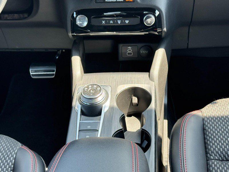 Used 2024 Ford Escape ST-Line w/ Tech Pack #1 FWD image 14