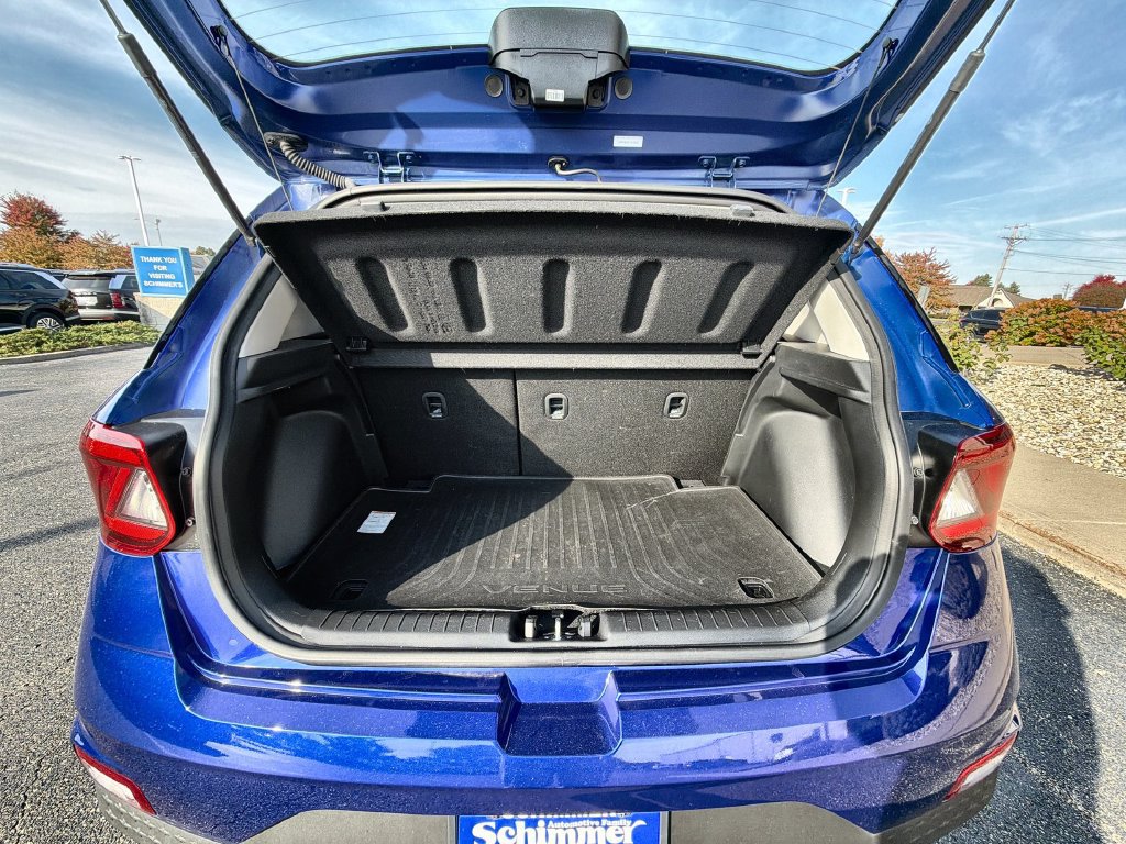 Used 2026 Hyundai Venue SEL FWD image 19