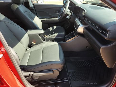 Certified 2026 Hyundai Kona Limited FWD image 8