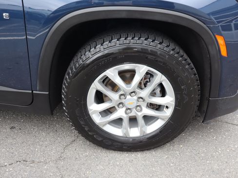 Used 2023 Chevrolet Traverse LS w/ Safety Package AWD/4WD image 40