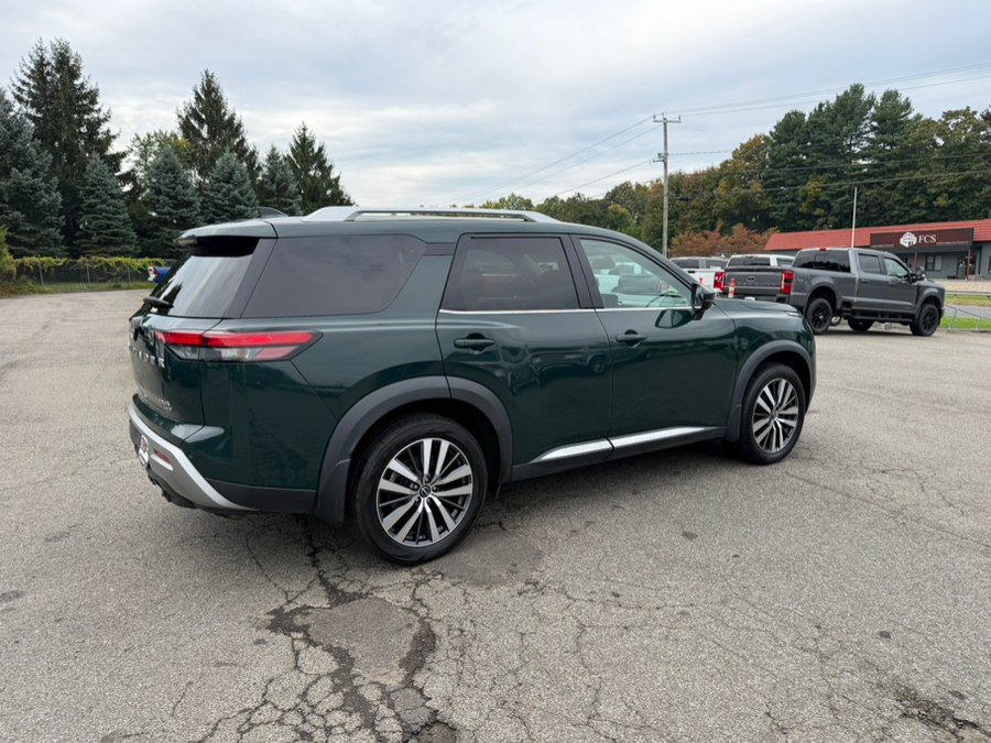 Used 2022 Nissan Pathfinder Platinum w/ Lighting Package (N92) AWD/4WD image 6
