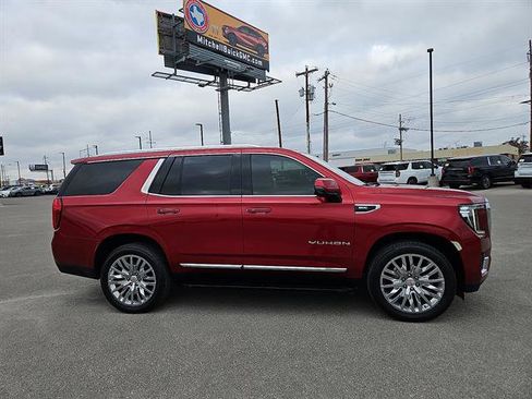 Certified 2023 GMC Yukon SLT w/ SLT Premium Package image 6