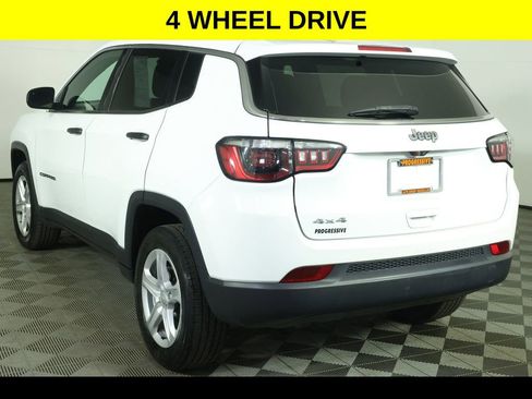 Used 2023 Jeep Compass Sport AWD/4WD image 4