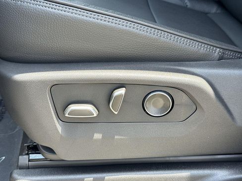 New 2026 GMC Yukon XL Denali RWD image 21