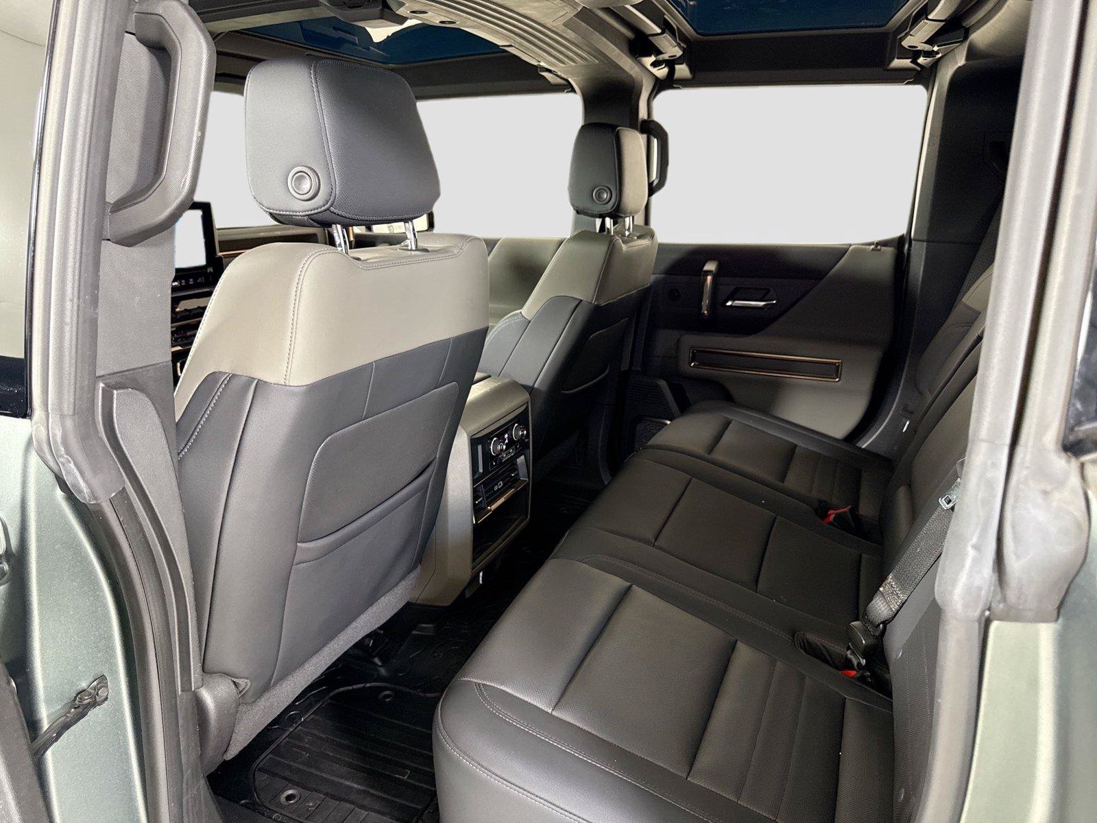 Used 2024 GMC Hummer EV 3X AWD/4WD image 25