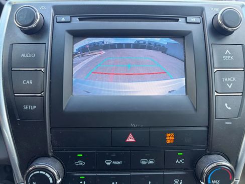 Used 2017 Toyota Camry LE image 15