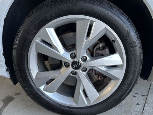 Certified 2023 Audi Q4 e-tron Prestige w/ 20" Wheel Package image 11