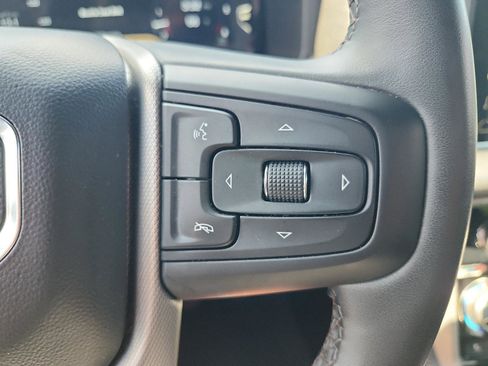 Used 2023 GMC Yukon Denali AWD/4WD image 27