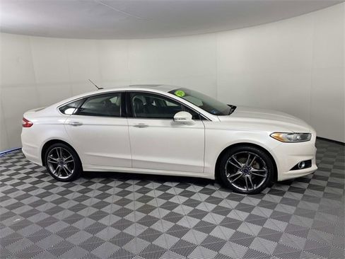 Used 2014 Ford Fusion Titanium image 9