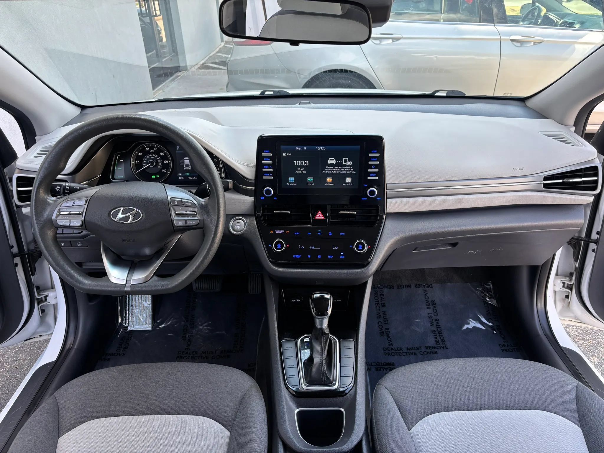 Used 2020 Hyundai Ioniq Blue FWD image 24