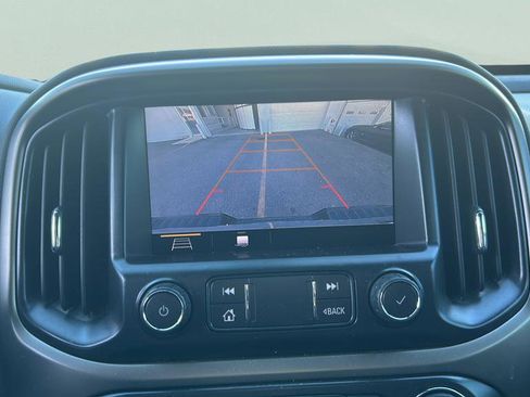 Used 2019 Chevrolet Colorado Z71 image 18