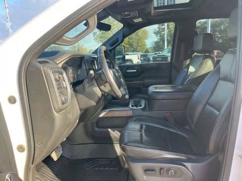 Used 2021 Chevrolet Silverado 2500 High Country w/ Technology Package image 15