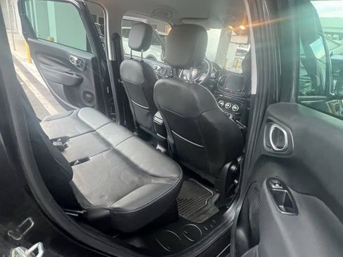 Used 2019 FIAT 500L Trekking w/ Popular Equipment Group image 10
