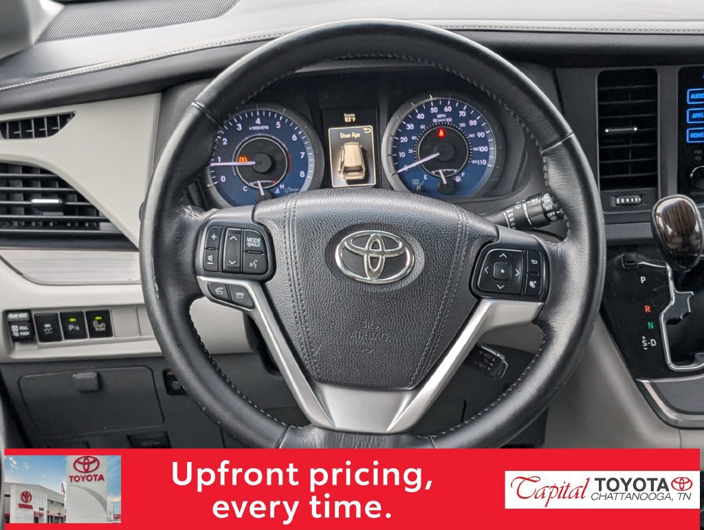 Used 2015 Toyota Sienna XLE w/ XLE Navigation Package FWD image 17