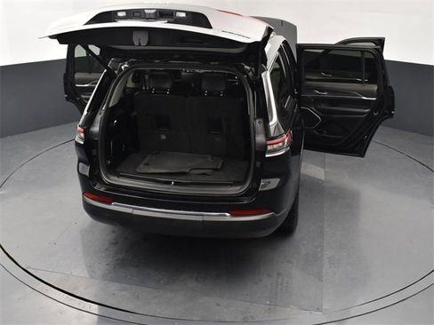 Used 2021 Jeep Grand Cherokee L Limited image 29