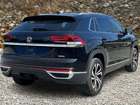 Used 2021 Volkswagen Atlas Cross Sport SEL Premium image 2