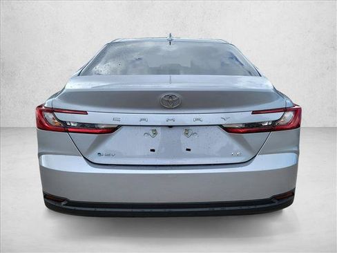Used 2025 Toyota Camry LE w/ Convenience Package FWD image 6